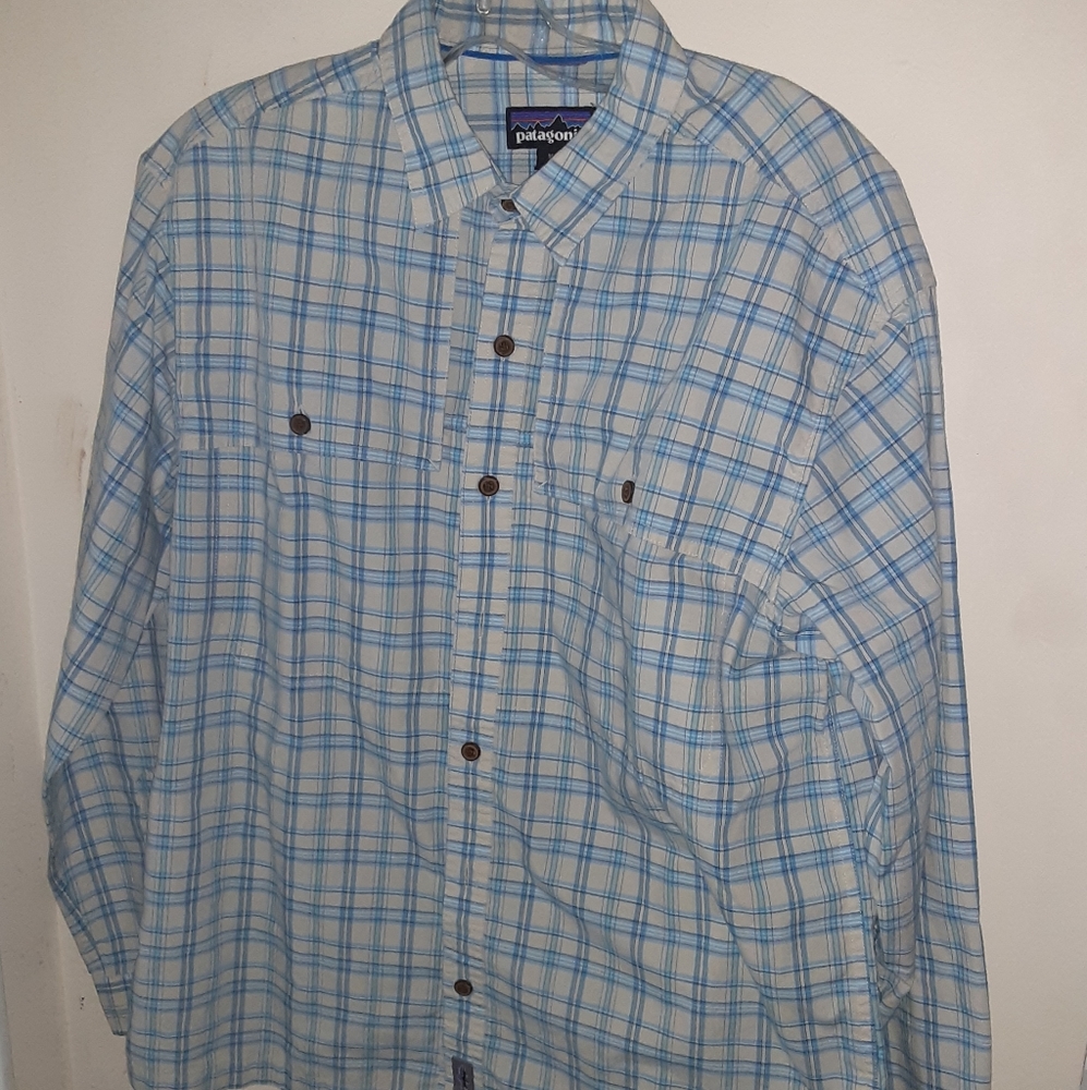 Patagonia Mens Button Down Long Sleeve Plaid Rare Shirt Size Medium Camping New.